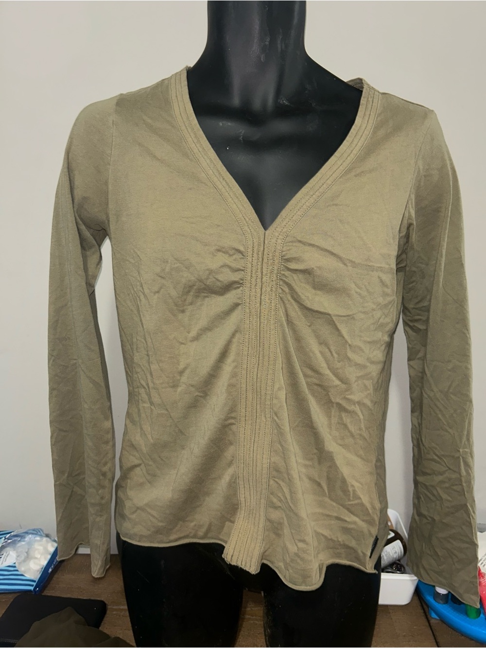 Women’s V-Neck Long Sleeve Top - Olive